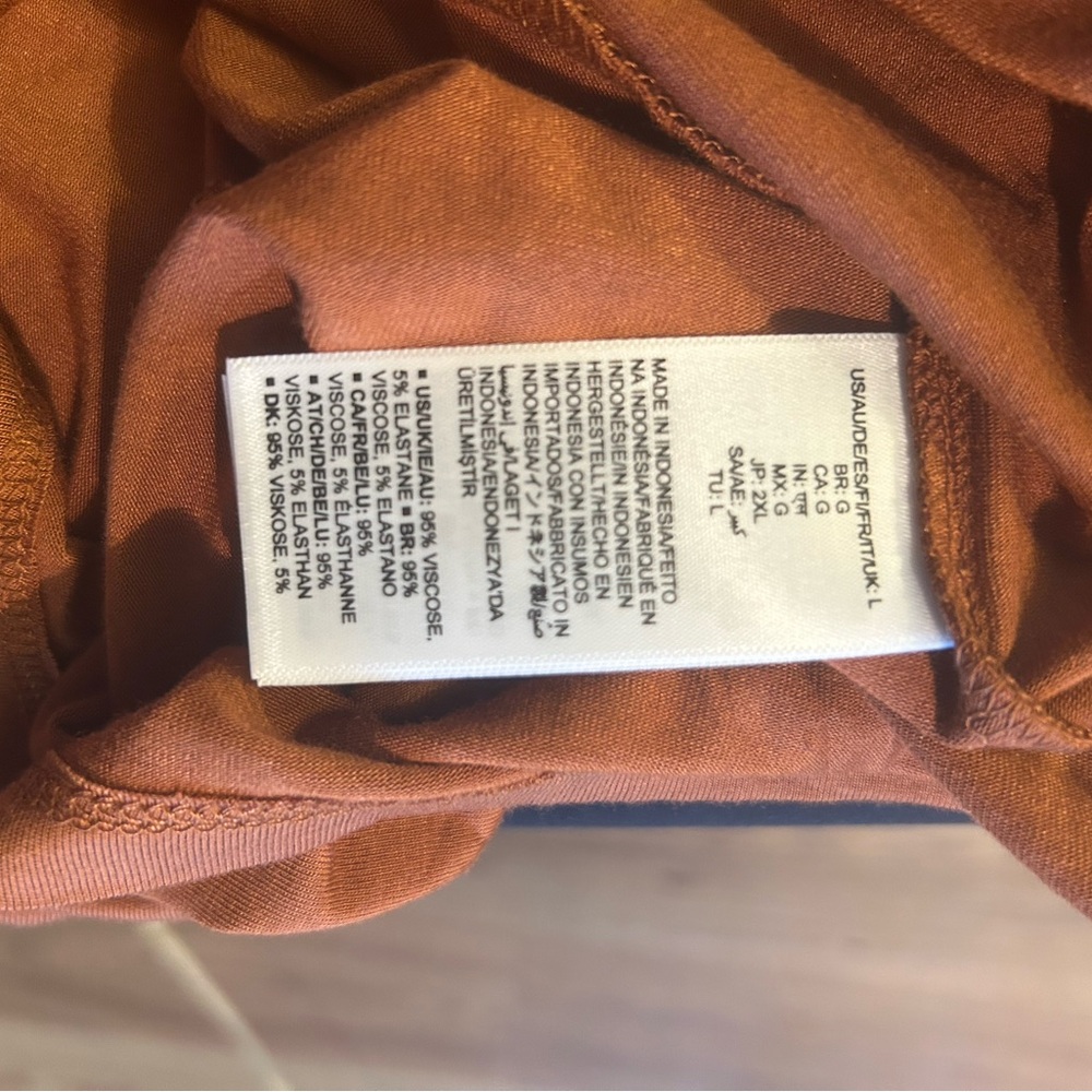 Daily Ritual Rust Sleeveless Top - Picture 8 of 8